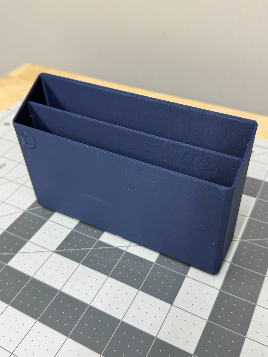 Gridfinity 4x1, 2 Tier, Round Sandpaper Holder, photo 2 of 4 - Gridfinity 4x1, 2 Tier, Round Sandpaper Holder Tools