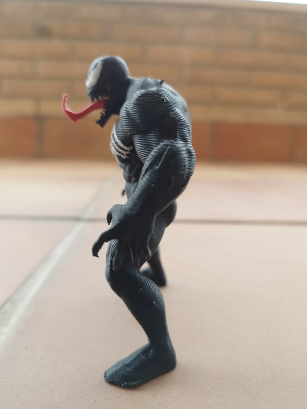 Figura de Venom Multicolor, photo 3 of 4 - Figura de Venom Multicolor Figurines & Collectibles