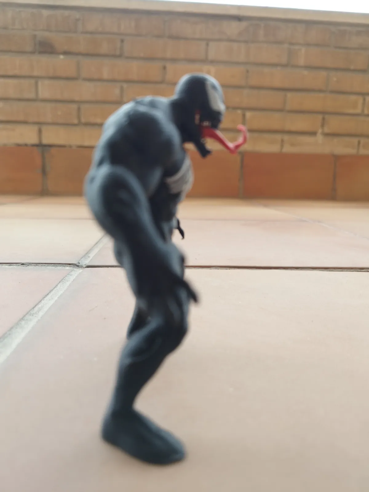 Figura de Venom Multicolor, photo 4 of 4 - Figura de Venom Multicolor Figurines & Collectibles