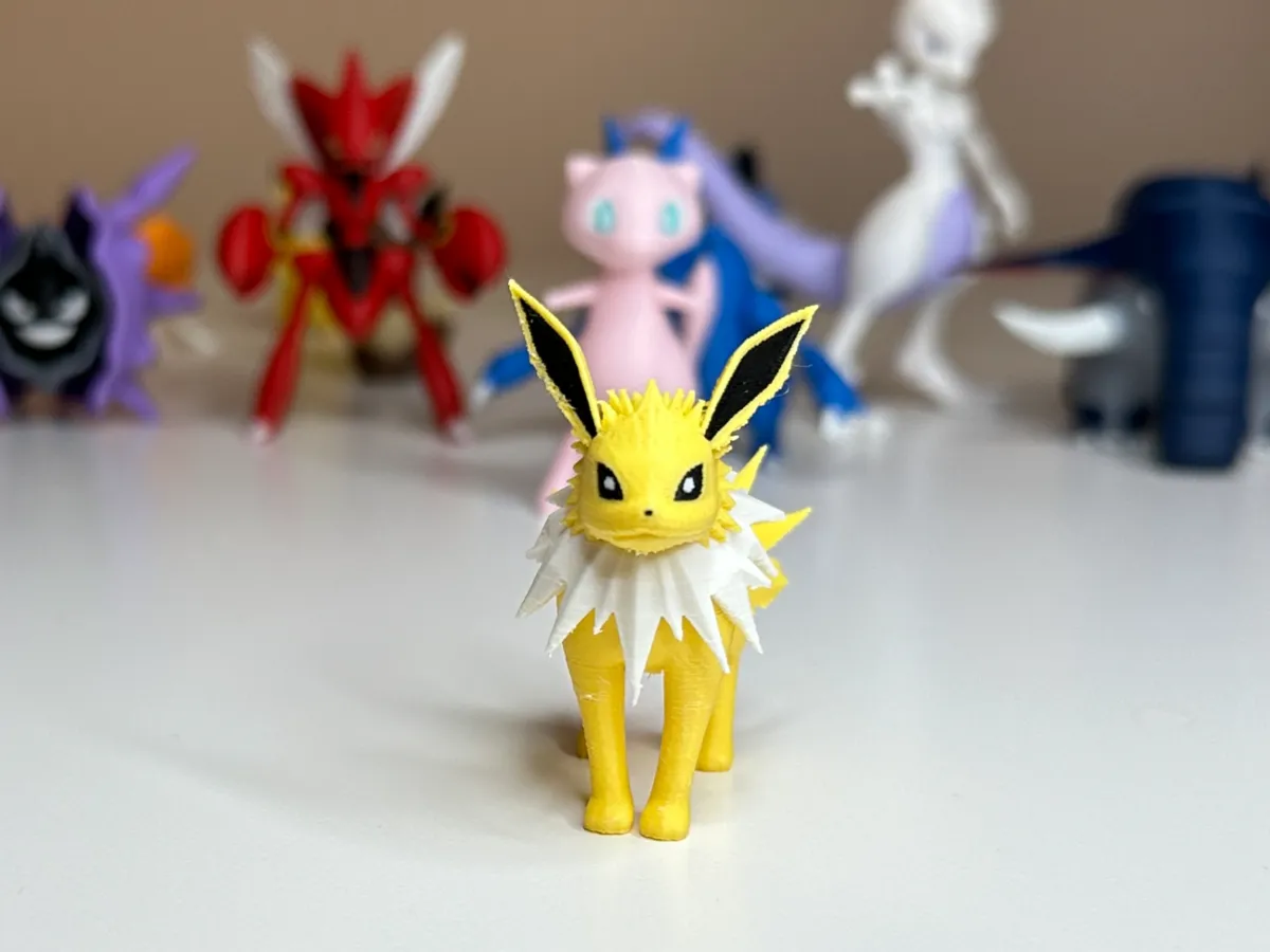 Jolteon Pokemon 3 Color 46mm tall