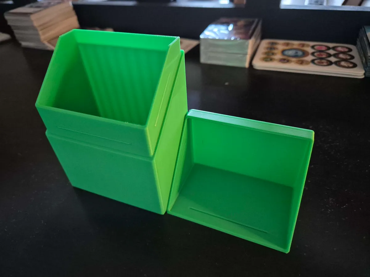 Hingeless deckbox, photo 3 of 3 - Hingeless deckbox Board Games & Tabletop