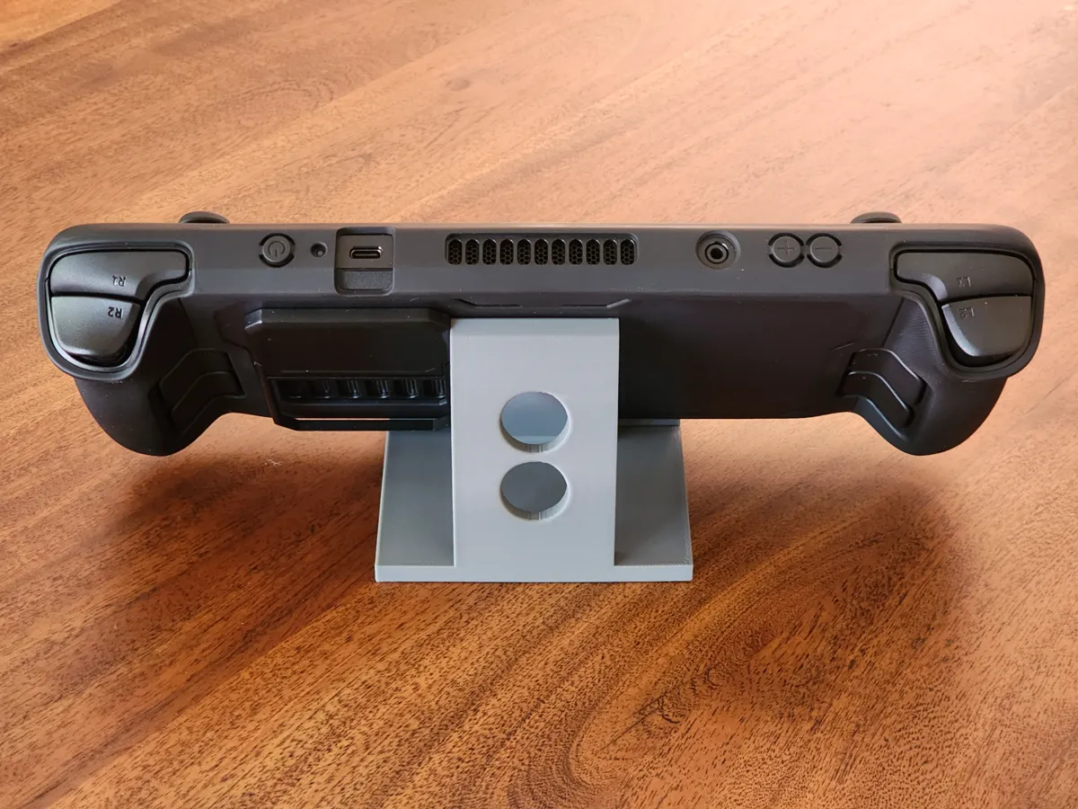 35 Degree Steam Deck (& Steam Deck OLED) Stand, photo 3 of 4 - 35 Degree Steam Deck (& Steam Deck OLED) Stand Hobby & DIY