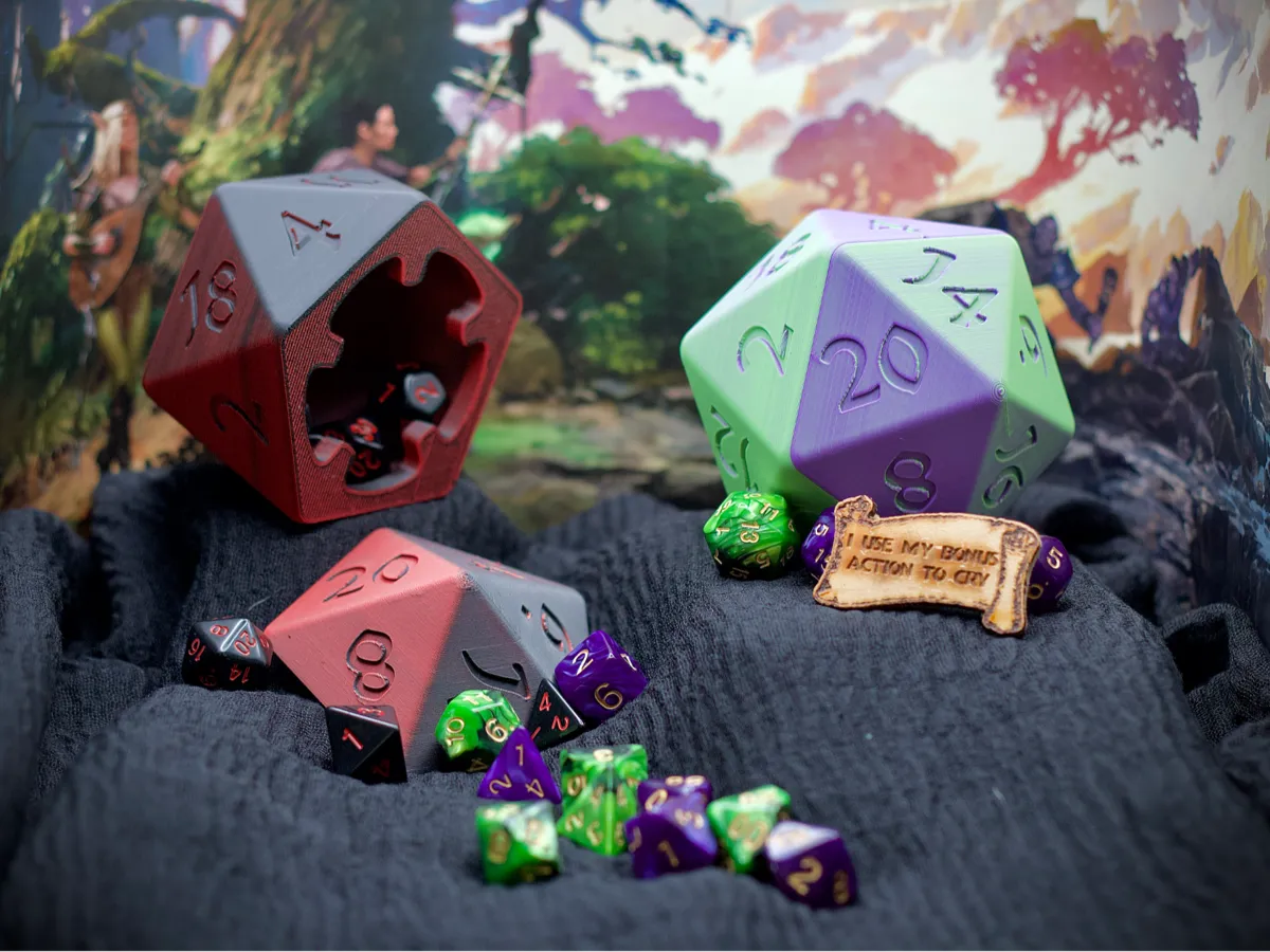 D20 Dice Holder w/Magnetic Cover, Holds 28 Dice