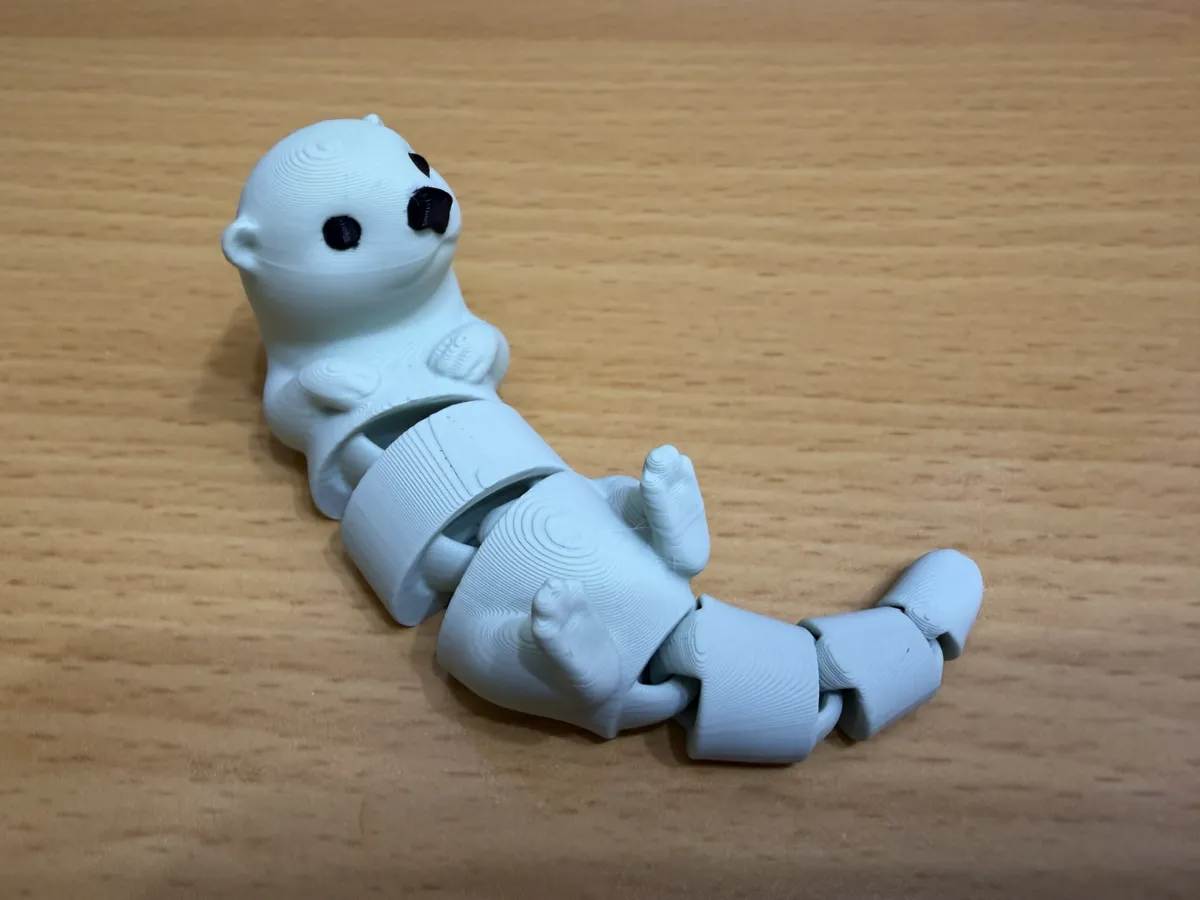 Articulated Otter - Toy / Keychain, photo 4 of 4 - Articulated Otter - Toy / Keychain Jewellery & Accessories