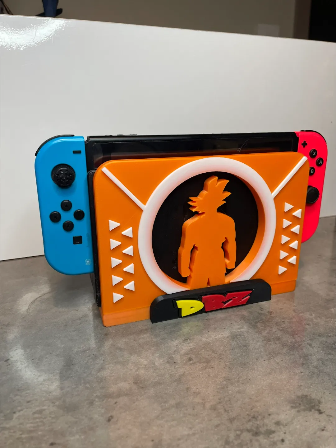 Dragon Ball Z Switch Dock Goku, photo 2 of 4 - Dragon Ball Z Switch Dock Goku Toys & Games