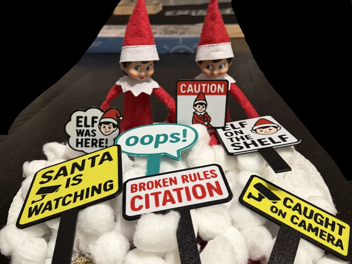 Elf Sign Set w/Stand, Mischief Message Collection