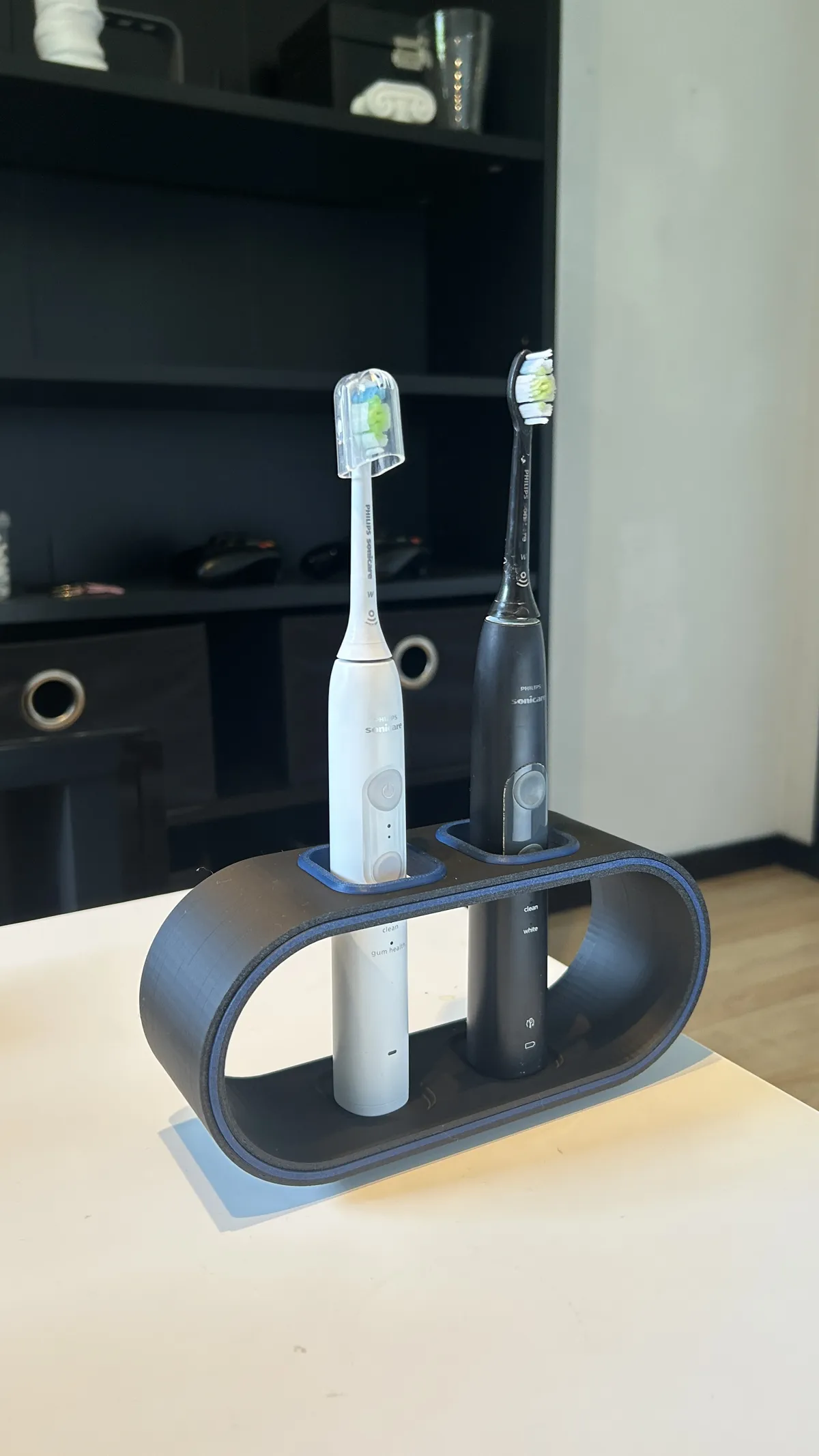 Modern Toothbrush Stand / Holder Line Design 4 V!, photo 4 of 4 - Modern Toothbrush Stand / Holder Line Design 4 V! Bath & Personal Care