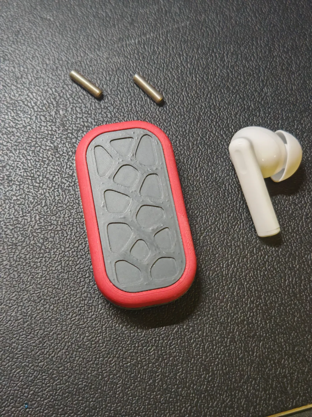 Fidget Slider 磁力推牌 - Other Toys & Games, in stock in India