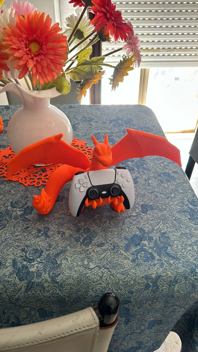 Charizard Controller Stand, photo 2 of 2 - Charizard Controller Stand Toys & Games