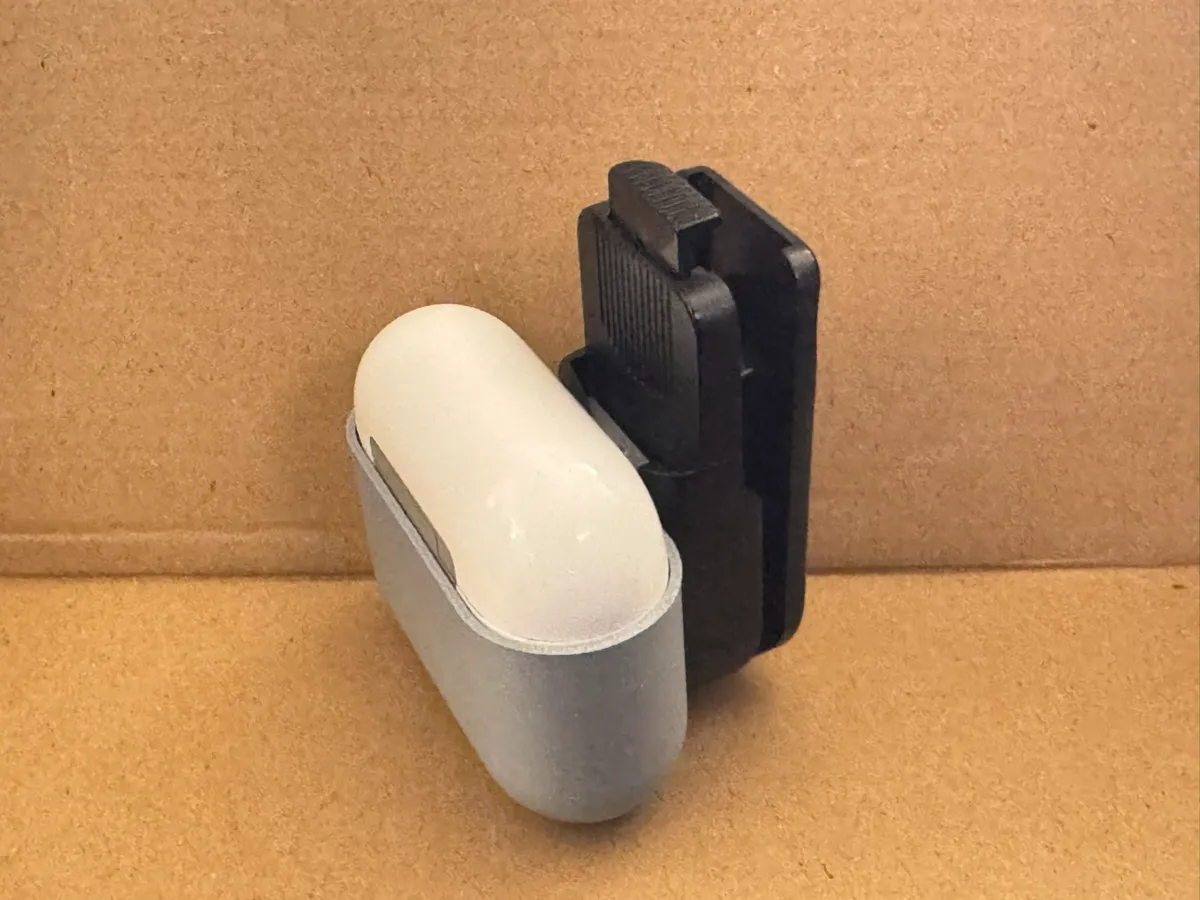 Airpods 3 belt clip case, photo 2 of 4 - Airpods 3 belt clip case Mobile & Device Accessories