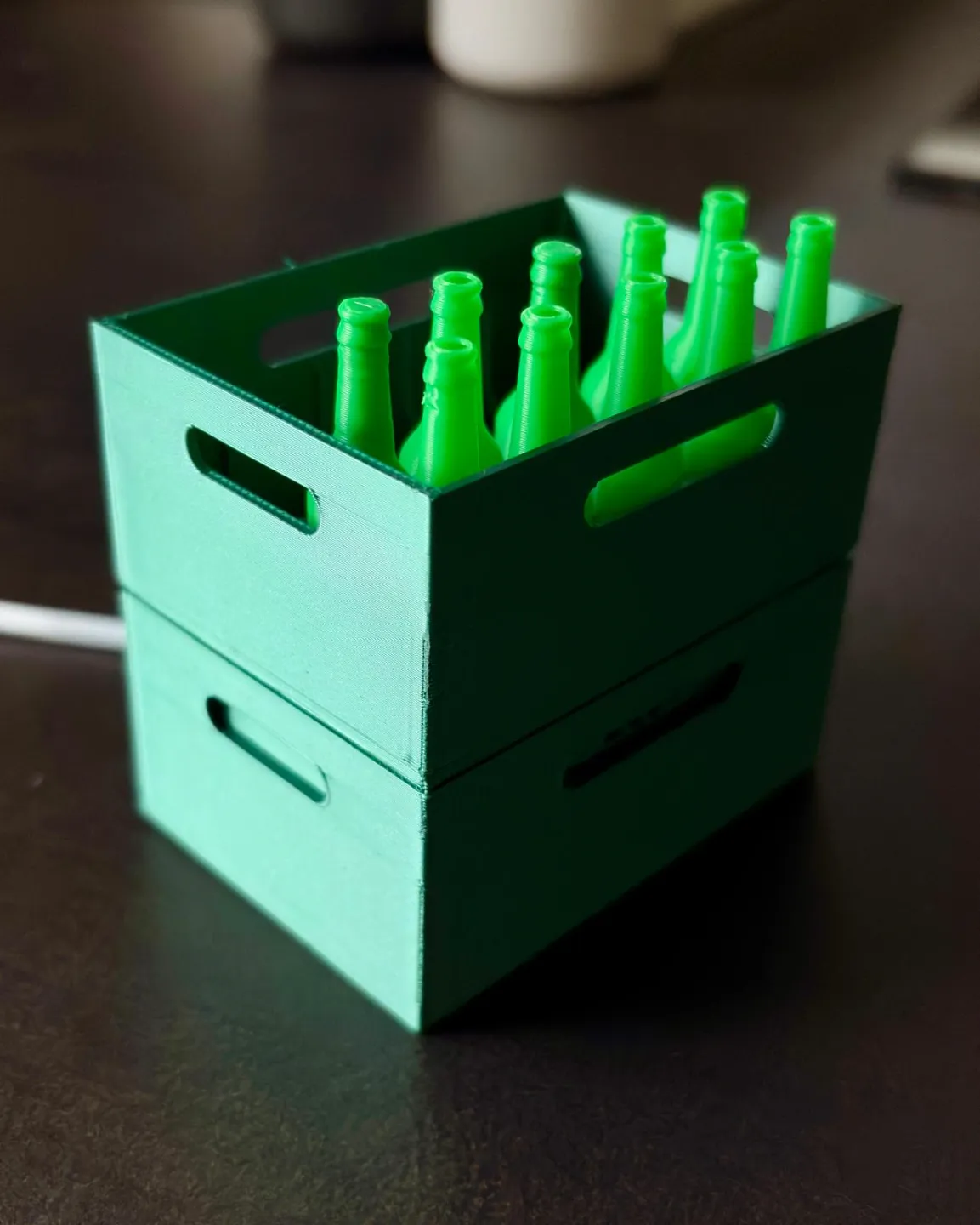 Beer crate charging station AirPods Pro2 USBCApple, photo 4 of 4 - Beer crate charging station AirPods Pro2 USBCApple Tools