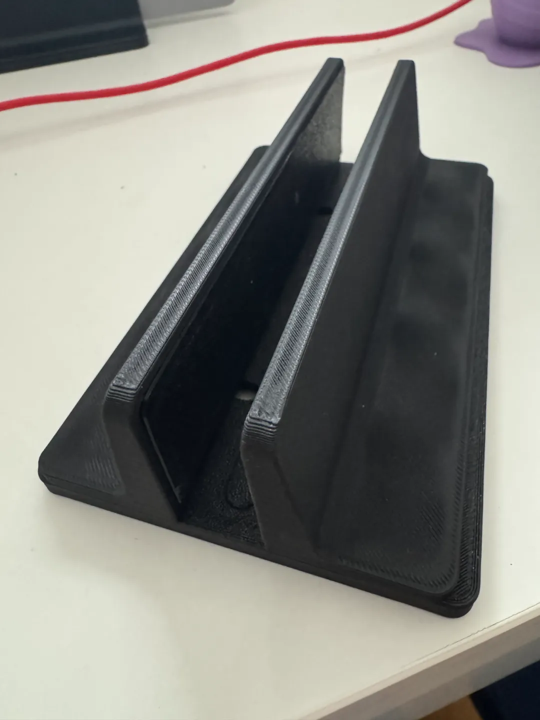 Adjustable Vertical Laptop Stand, photo 4 of 4 - Adjustable Vertical Laptop Stand Mobile & Device Accessories