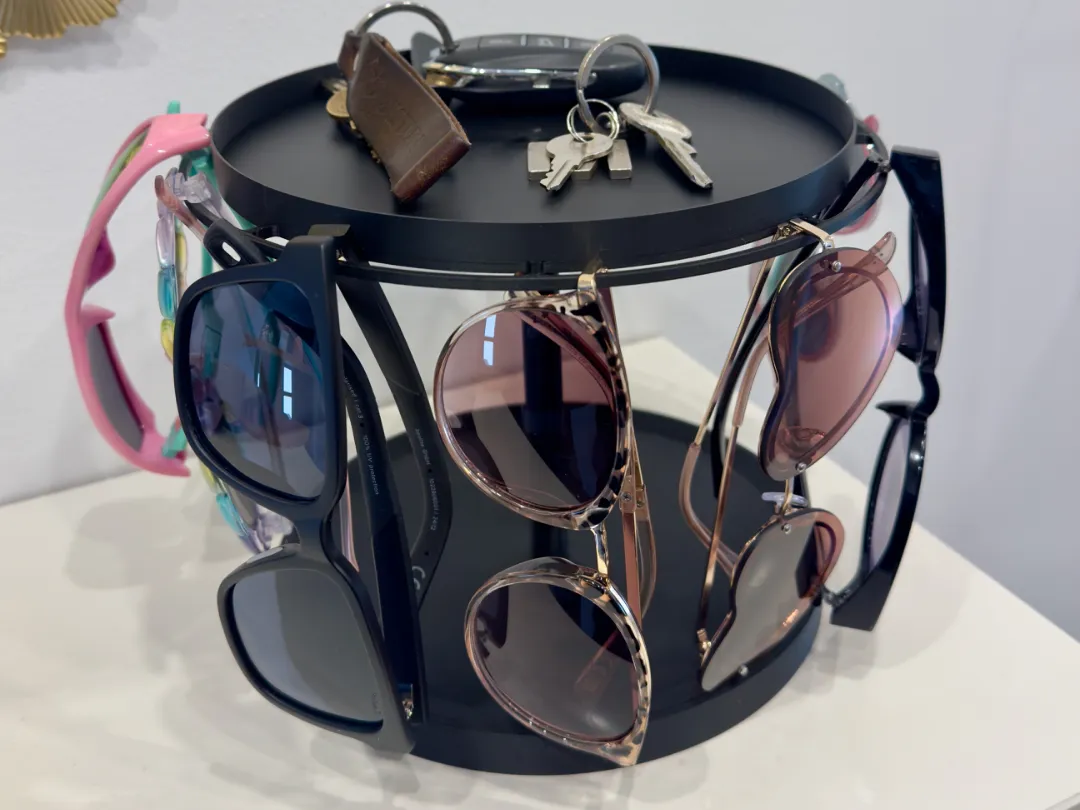 Sunglasses & Key Organizer