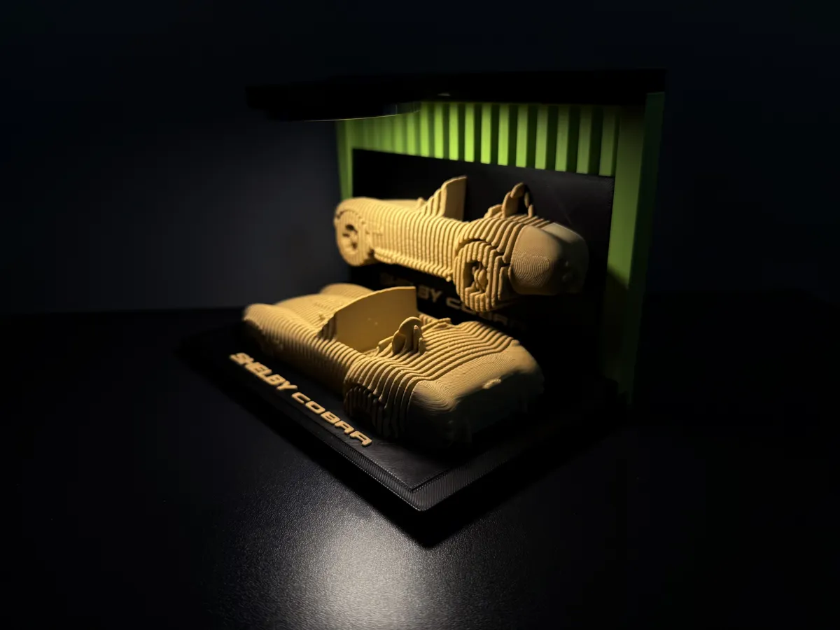 1967 Shelby Cobra - Layered Car model!, photo 3 of 4 - 1967 Shelby Cobra - Layered Car model! Figurines & Collectibles
