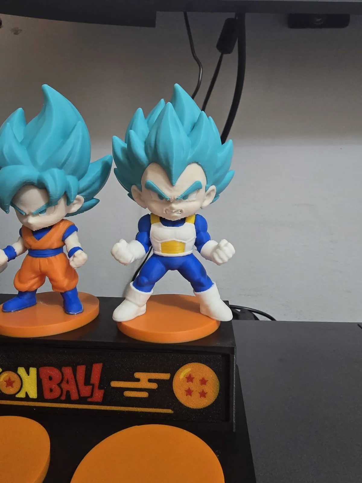 Vegeta vedita Blue coleção Burguer King colorido, photo 3 of 3 - Vegeta vedita Blue coleção Burguer King colorido Figurines & Collectibles