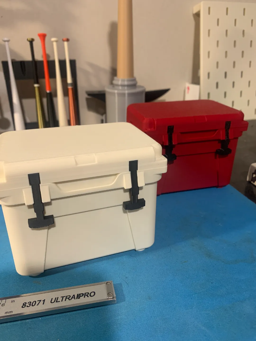 Yeti 20L Cooler Replica 1/4 Scale, photo 4 of 4 - Scale Models & Model Kits, fusion