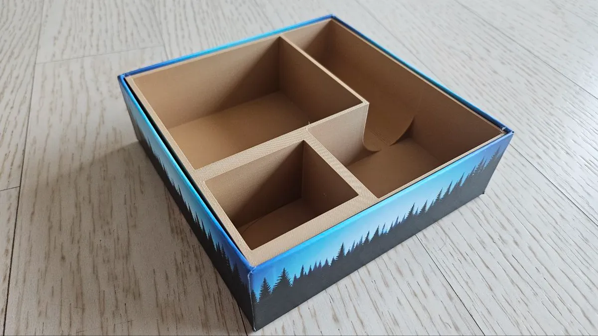 Lastcamper boardgame organizer, photo 3 of 4 - Lastcamper boardgame organizer Toys & Games