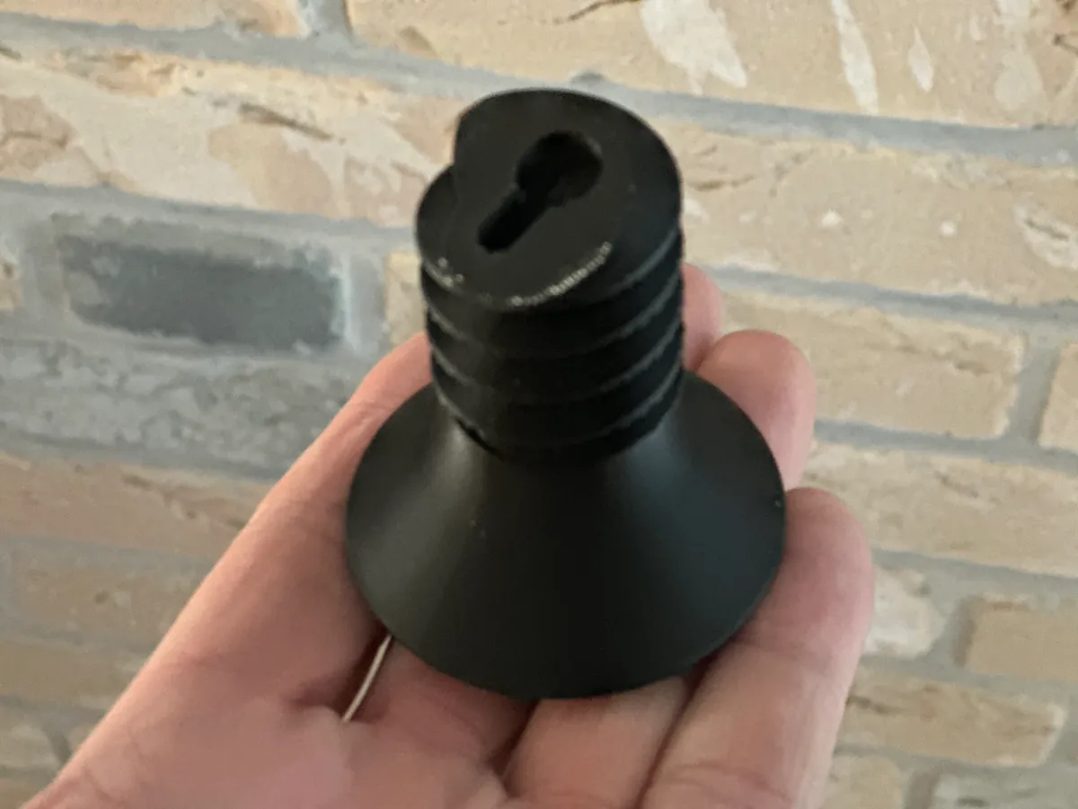 Wall Hook in the Shape of a Torx-Screw, photo 2 of 4 - Wall Hook in the Shape of a Torx-Screw Art