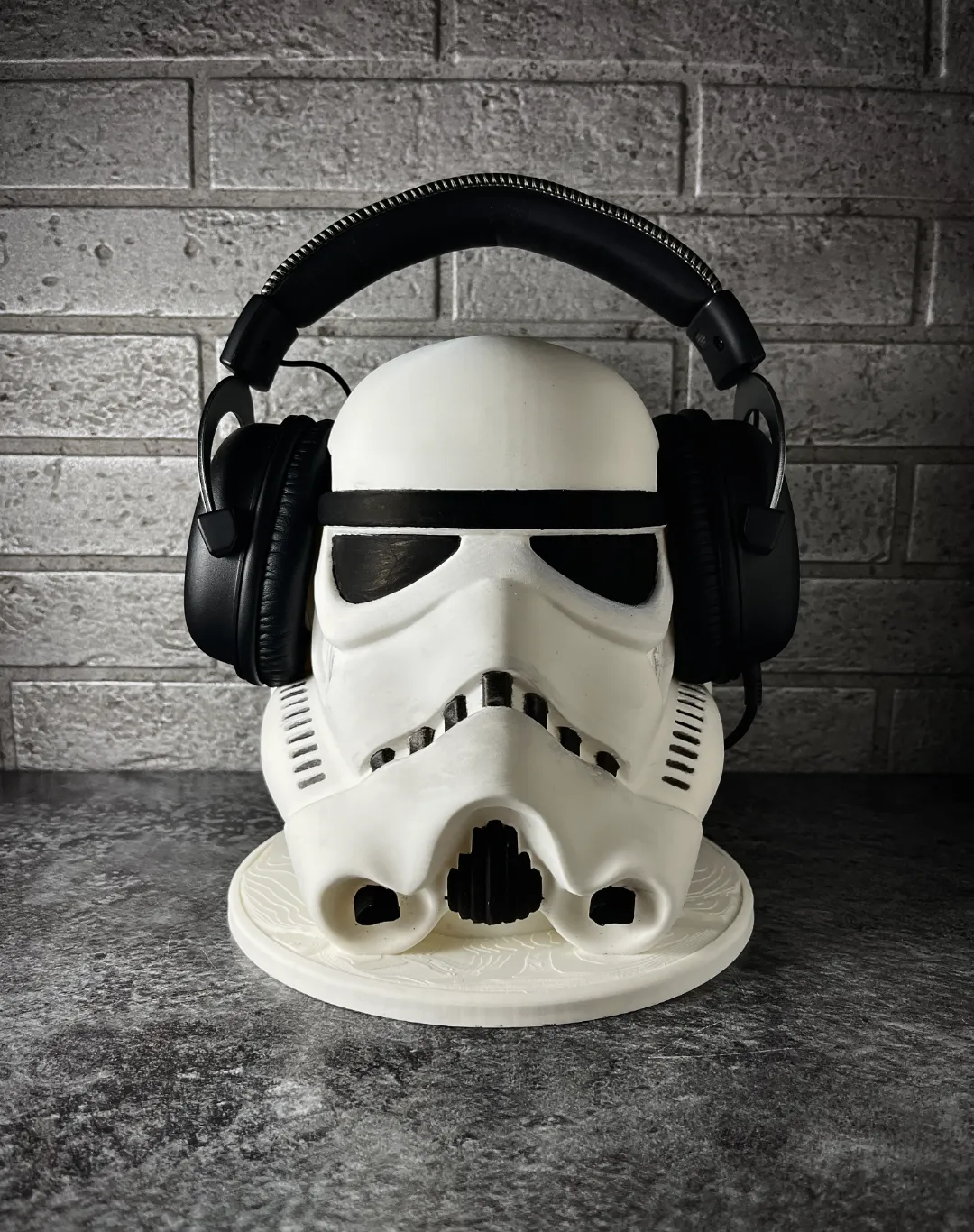 Headphone Stand - Stormtrooper Bust - Star Wars - Sculptures, in stock in India