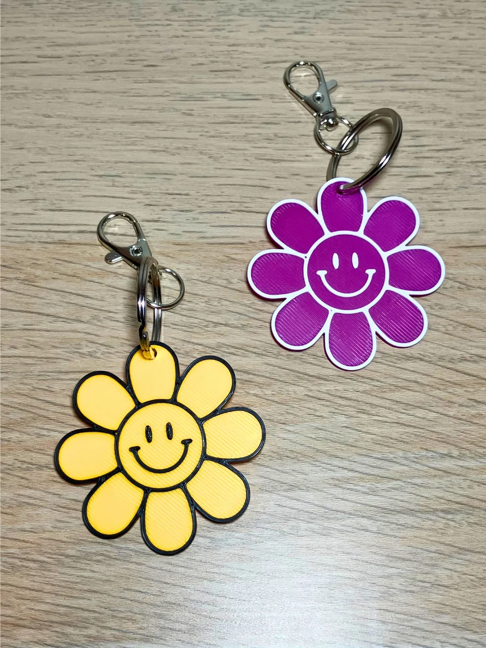 Happy Flower Keyring, "I Love You Mum", photo 3 of 4 - Happy Flower Keyring, "I Love You Mum" Keychains