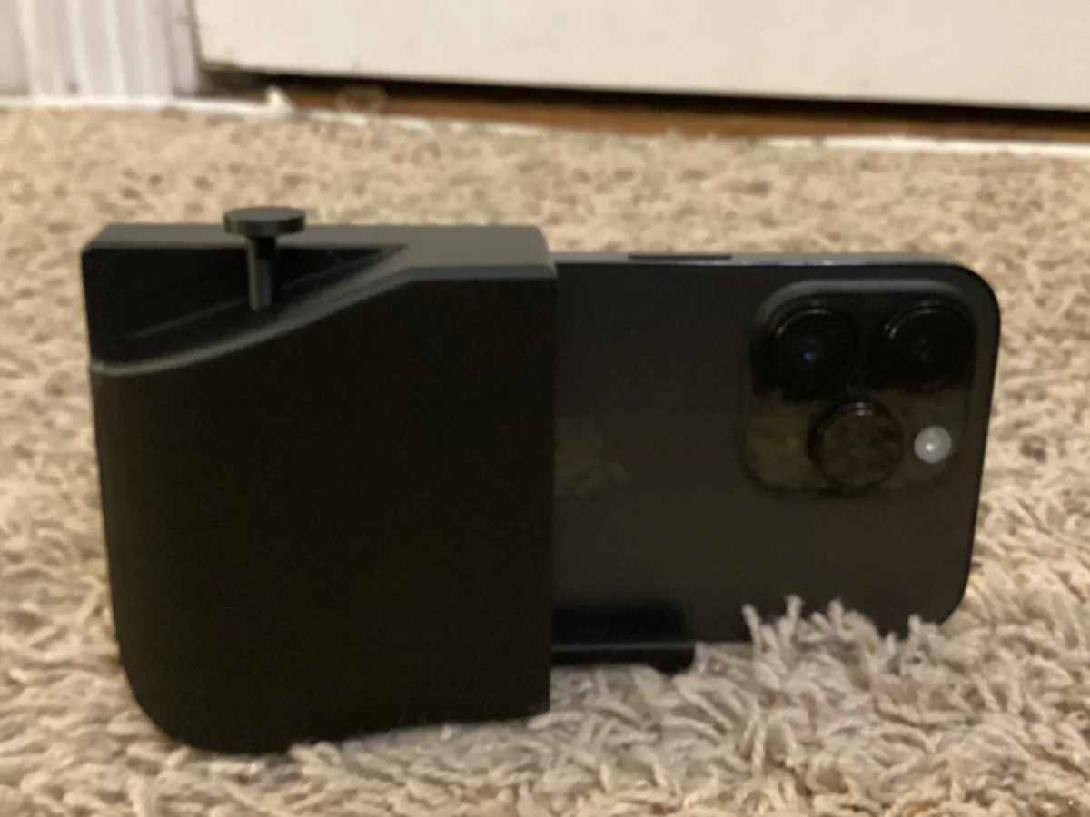 Camera Grip w Shutter - Iphone