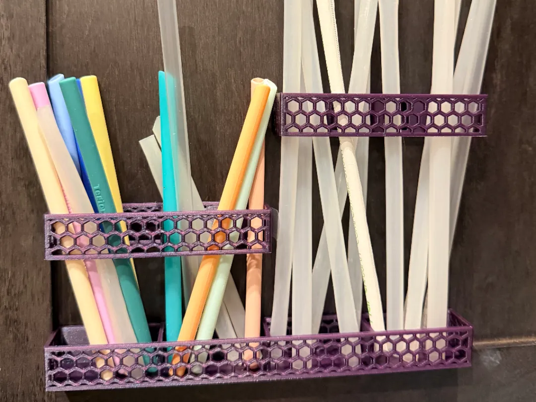 Cabinet Straw Holder - Customizable heights FIXED