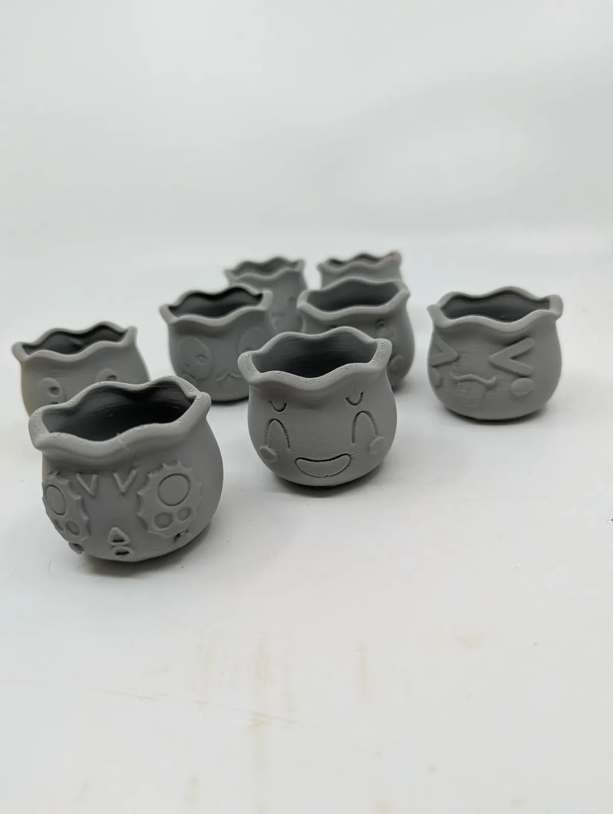 Cute Face Emoji Planters | Succulent Pots, photo 3 of 4 - Cute Face Emoji Planters | Succulent Pots Garden & Outdoor