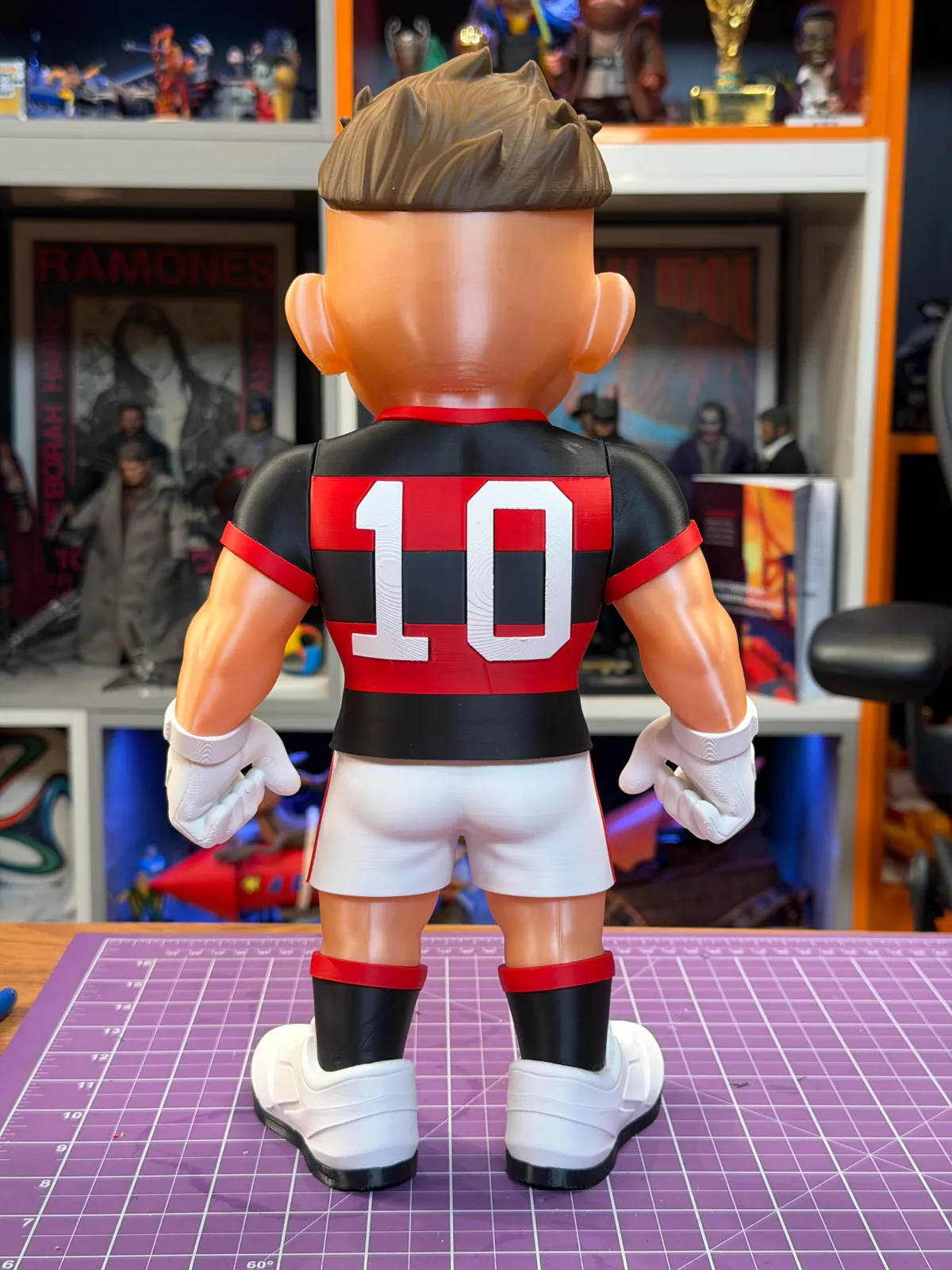 Super Mario Flamengo - Multiparts - 35 cm, photo 3 of 4 - Super Mario Flamengo - Multiparts - 35 cm Figurines & Collectibles