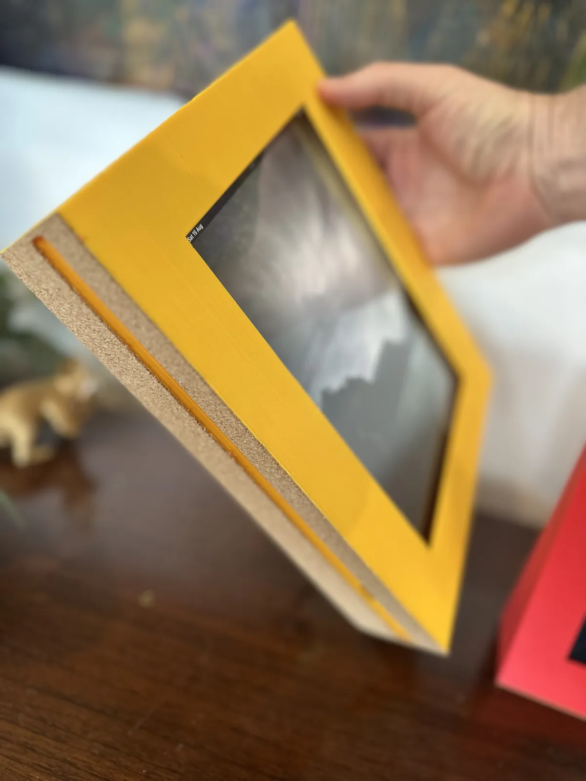 iPad 5 and iPad Mini 2 Photo Frame Stand, photo 4 of 4 - iPad 5 and iPad Mini 2 Photo Frame Stand Household