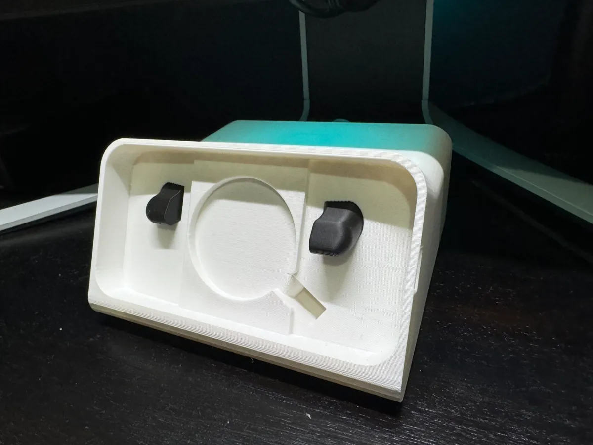 iPhone 15 Pro Standby Mode Dock (Case & Cable) - Desk Mobile Stands, in stock in India