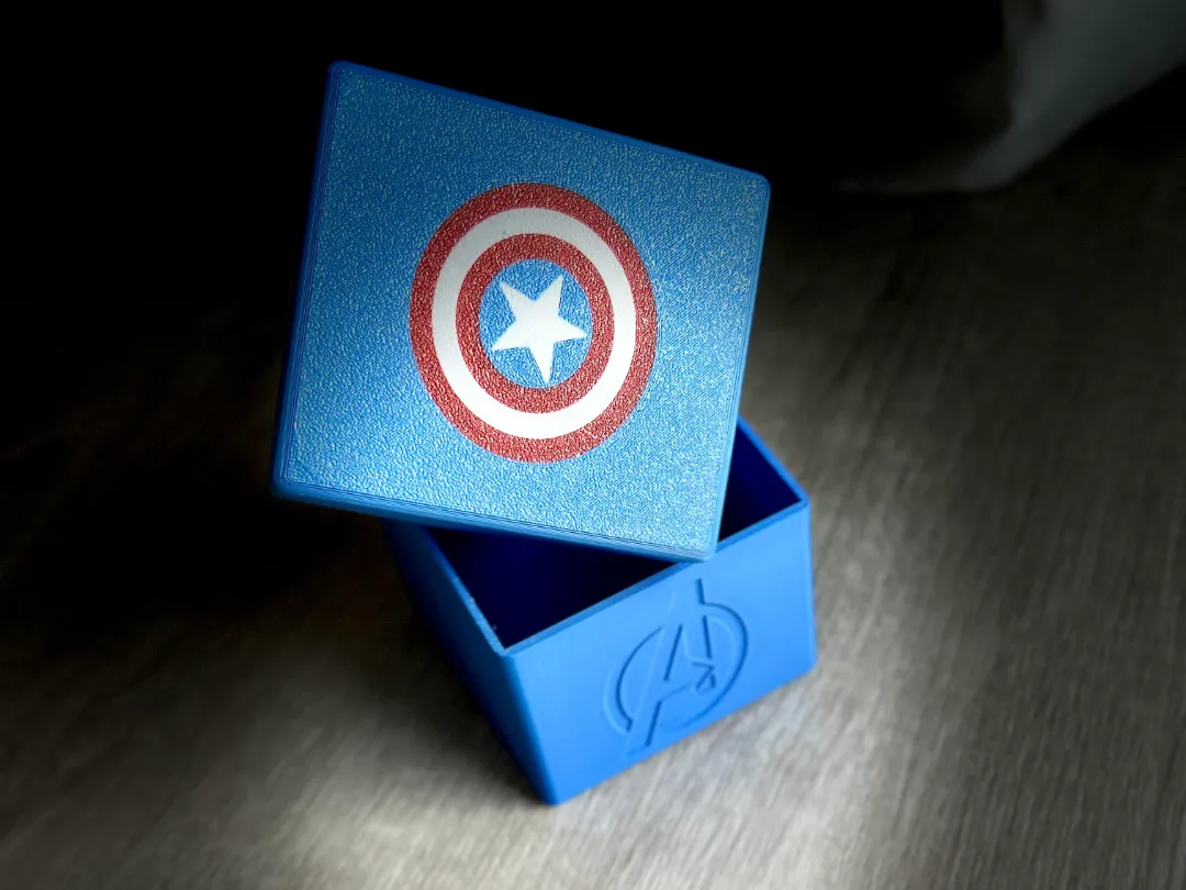 MtG EDH Captain America Marvel Deckbox 125+ cards - Board Games, in stock in India