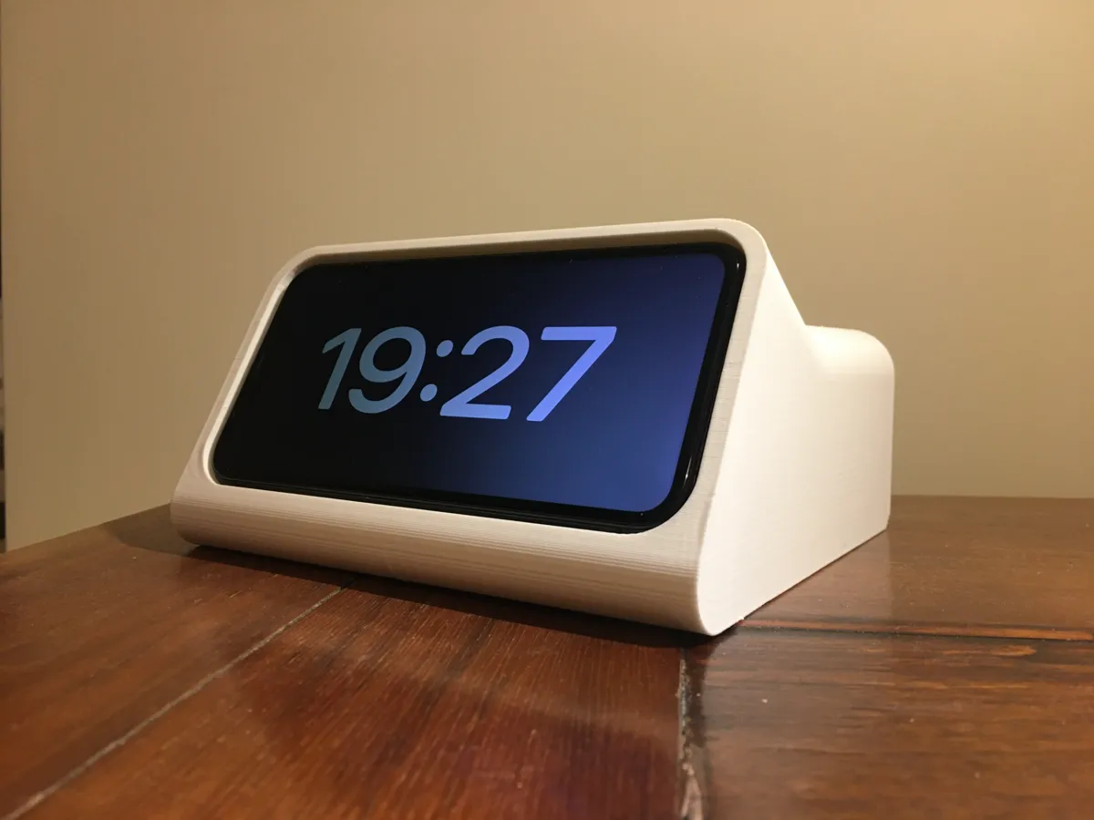 iPhone X/XS Standby Charging Dock - Electronics, in stock in India