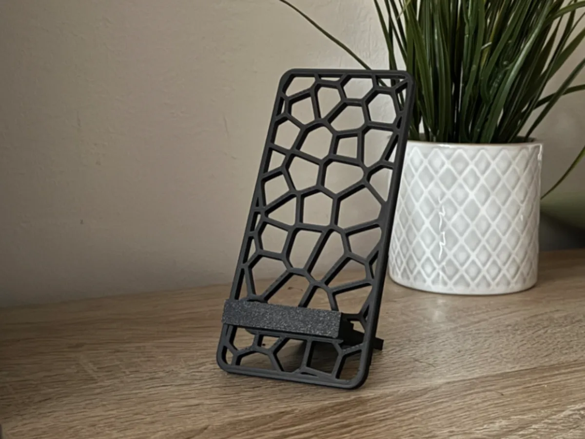 Honeycomb iPhone Stand