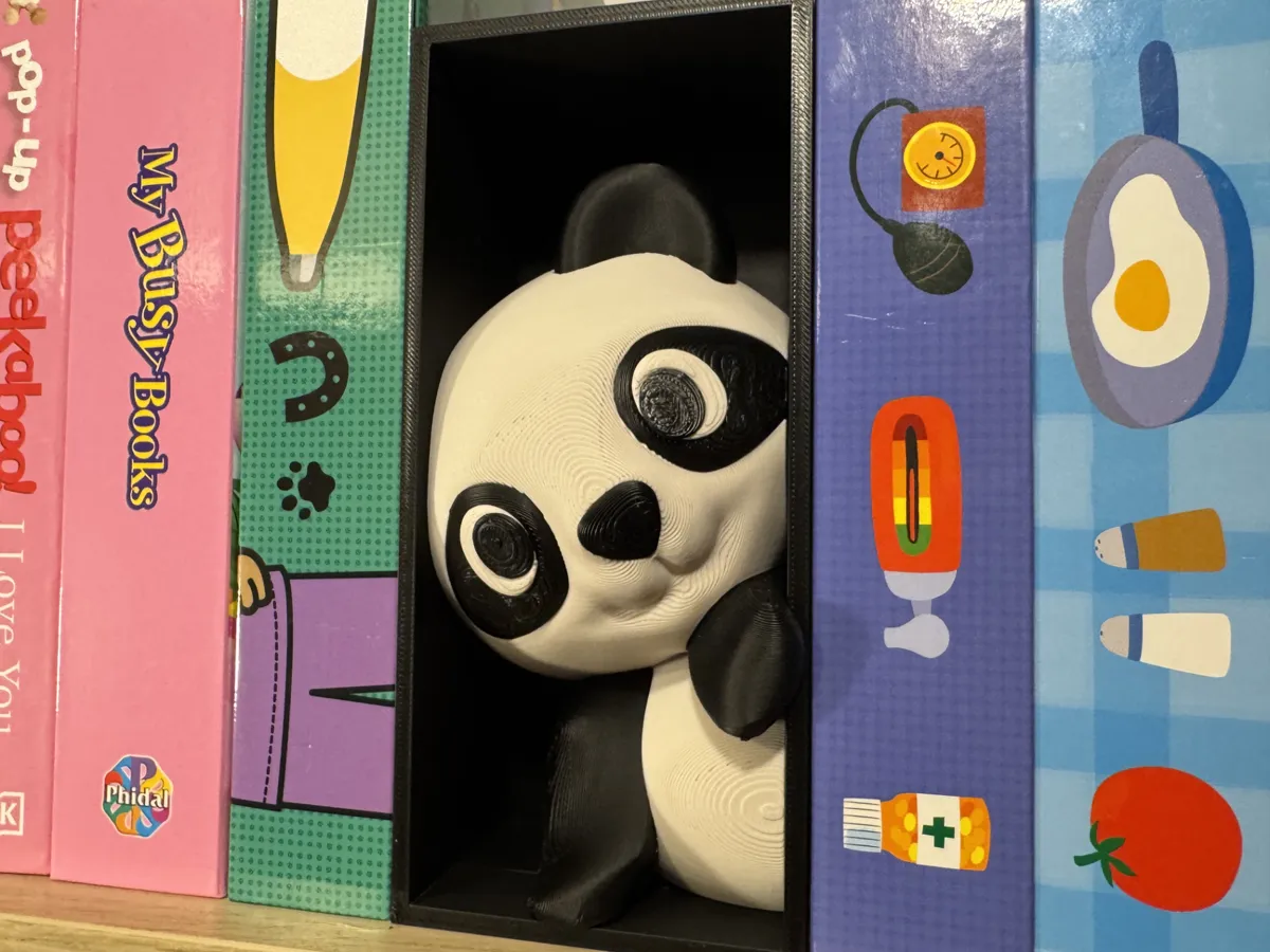Peeking Panda Book Nook Bookshelf Needed)
