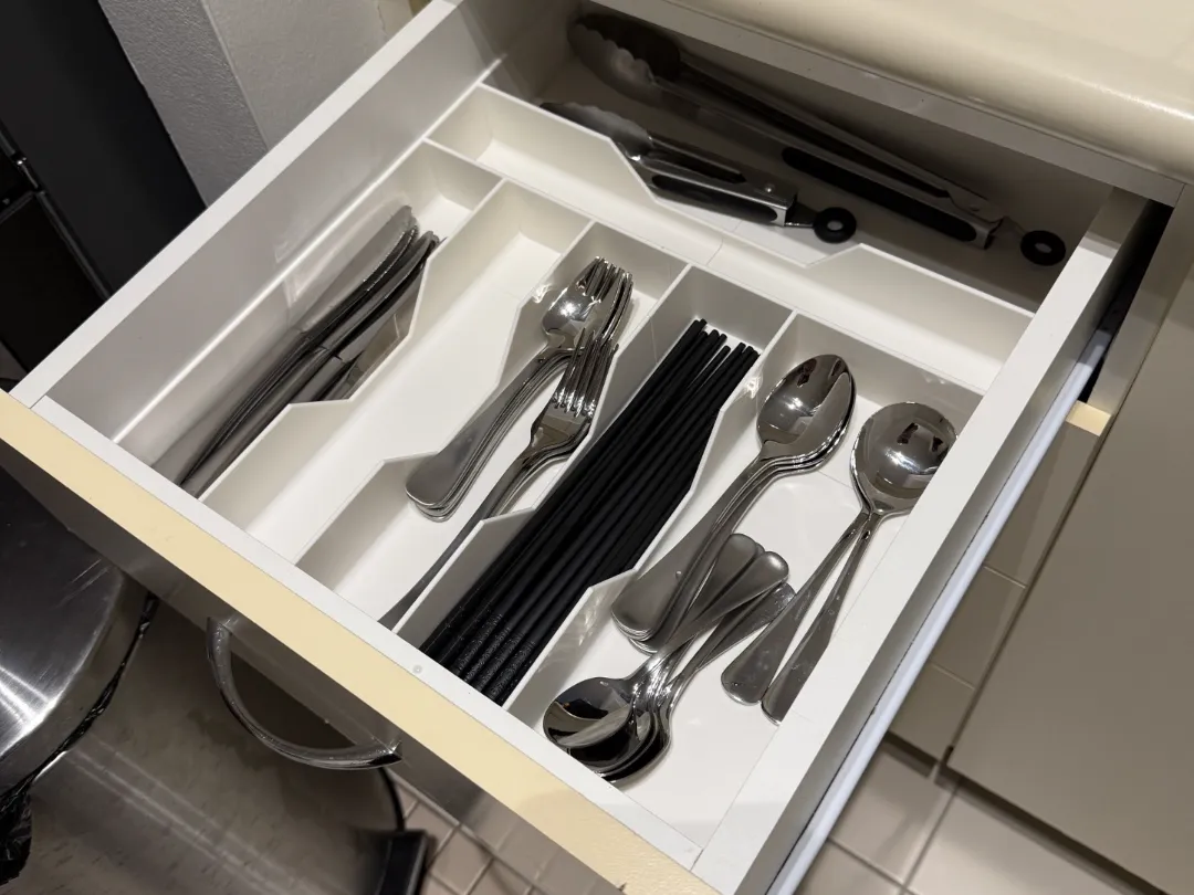 Utensil Drawer Organiser 415x354