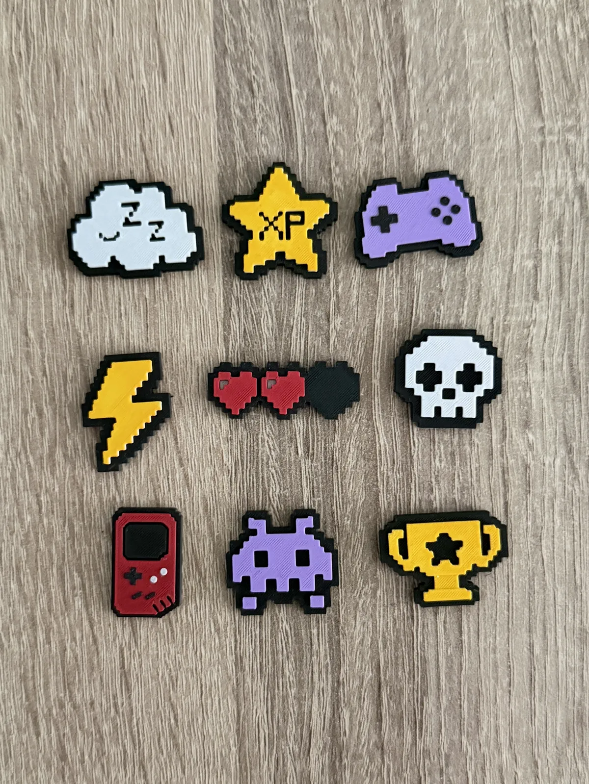 BONBON Pixel Loot, 8-Bit Crocs Croc Gaming Charms, photo 3 of 3 - BONBON Pixel Loot, 8-Bit Crocs Croc Gaming Charms Jewellery & Accessories