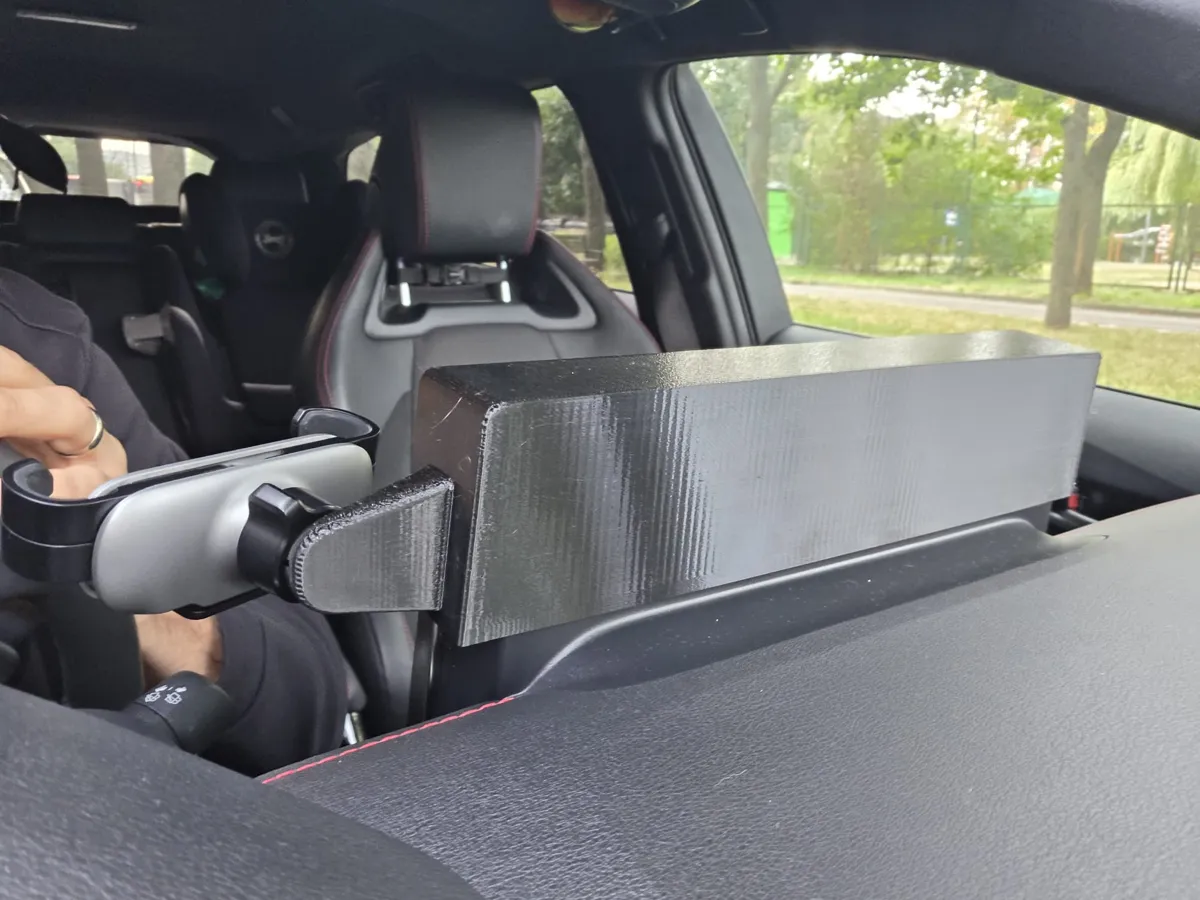 Corolla XII TS (2019-2022) phone holder, photo 2 of 4 - Corolla XII TS (2019-2022) phone holder Mobile & Device Accessories