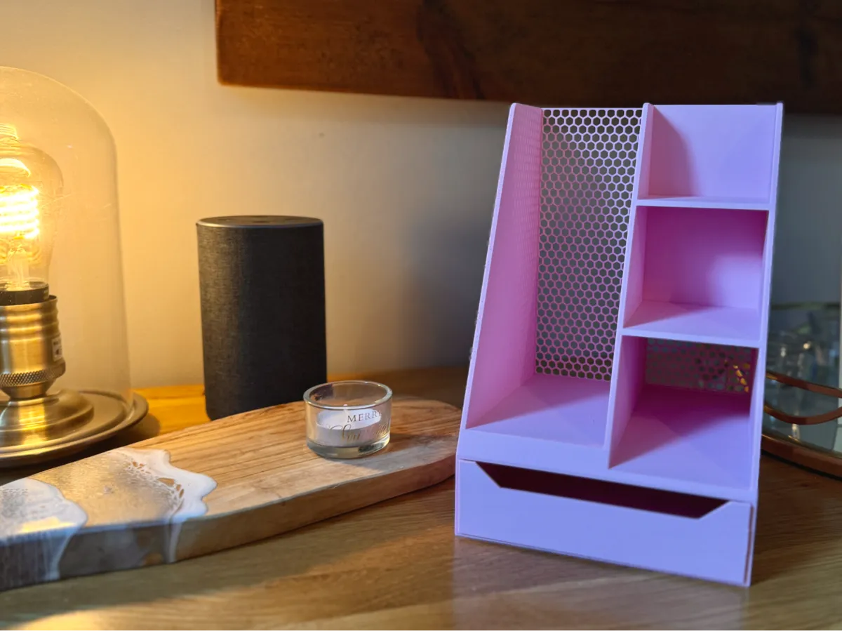 Kids Desk Organiser -- With Drawer!!
