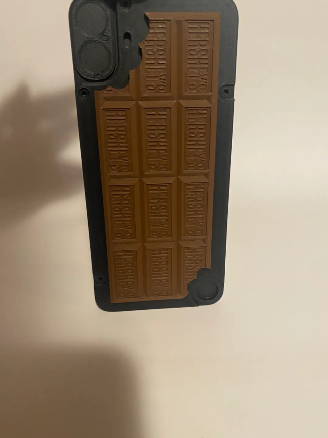 CMF HERSHEY CHOCOLATE PHONE 1 CASE, photo 4 of 4 - CMF HERSHEY CHOCOLATE PHONE 1 CASE Mobile & Device Accessories