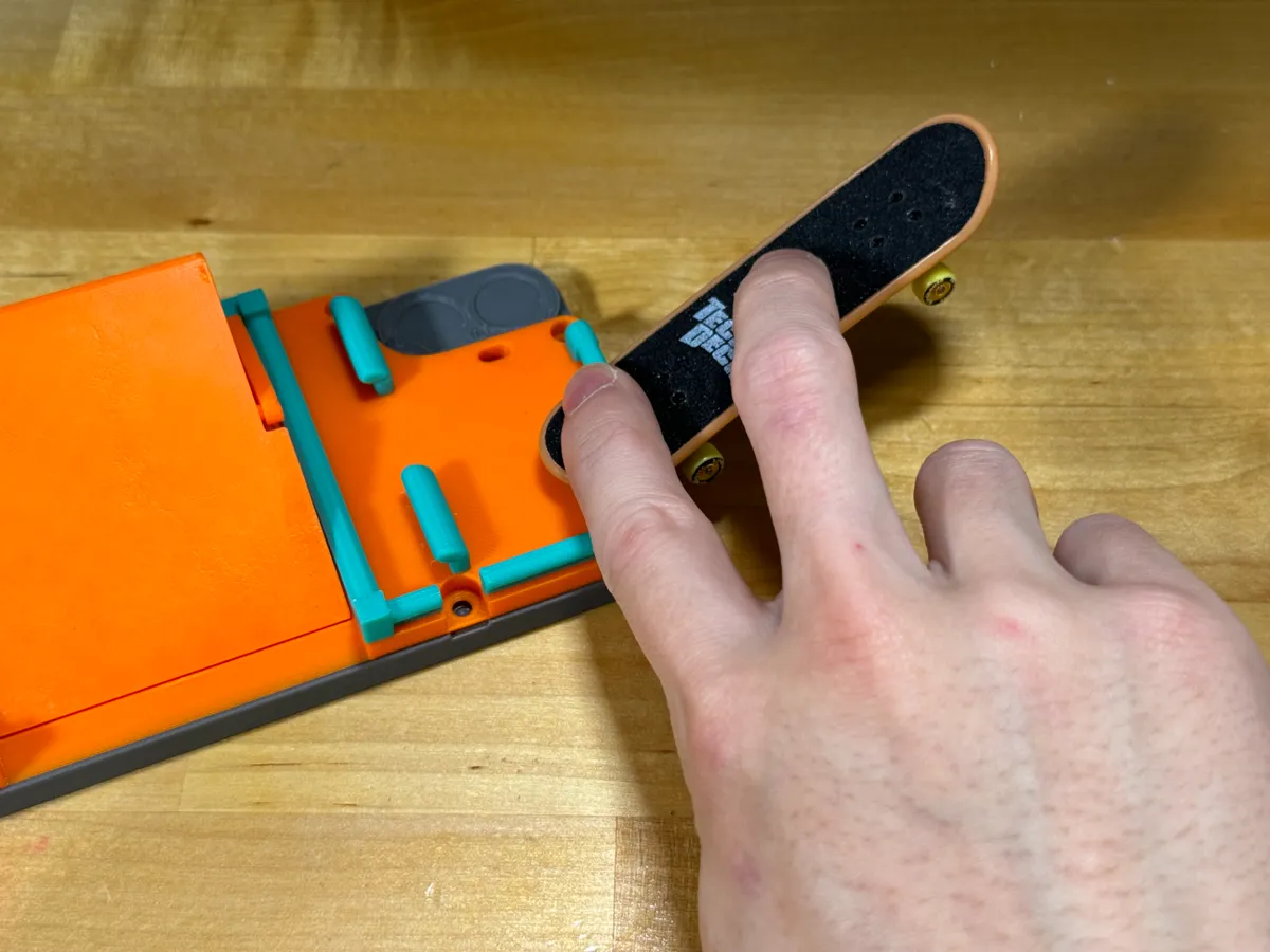Nothing CMF Phone 1 Fingerboard Ramp Accessory, photo 4 of 4 - Nothing CMF Phone 1 Fingerboard Ramp Accessory Sports & Fitness