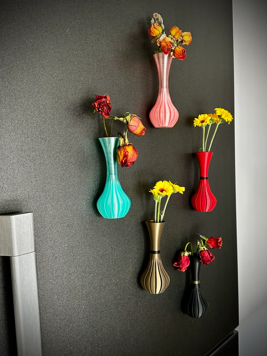 Mini elegant vase (fridge and clasic versions), photo 3 of 4 - Mini elegant vase (fridge and clasic versions) Home Decor Items