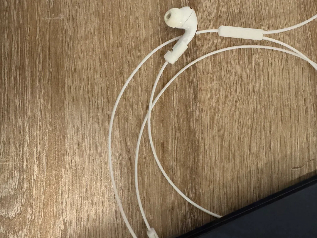 "Wired" Airpods with USB-C and Audio Jack - AirPods Cases, in stock