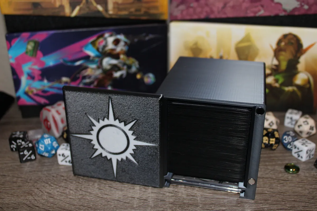 MTG EDH Commander Showcase Deck Box - Orzhov, photo 4 of 4 - MTG EDH Commander Showcase Deck Box - Orzhov Hobby & DIY