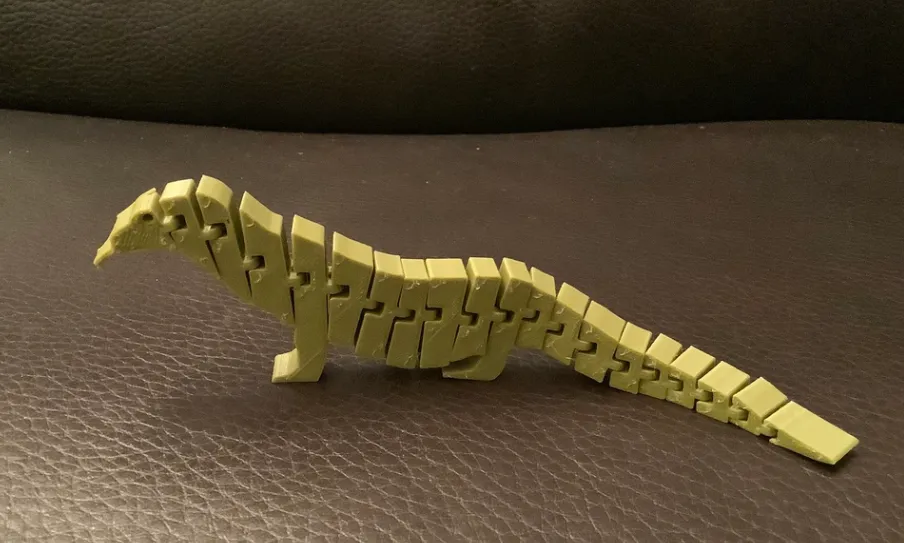 Articulated Komodo Dragon, photo 2 of 2 - Articulated Komodo Dragon Art