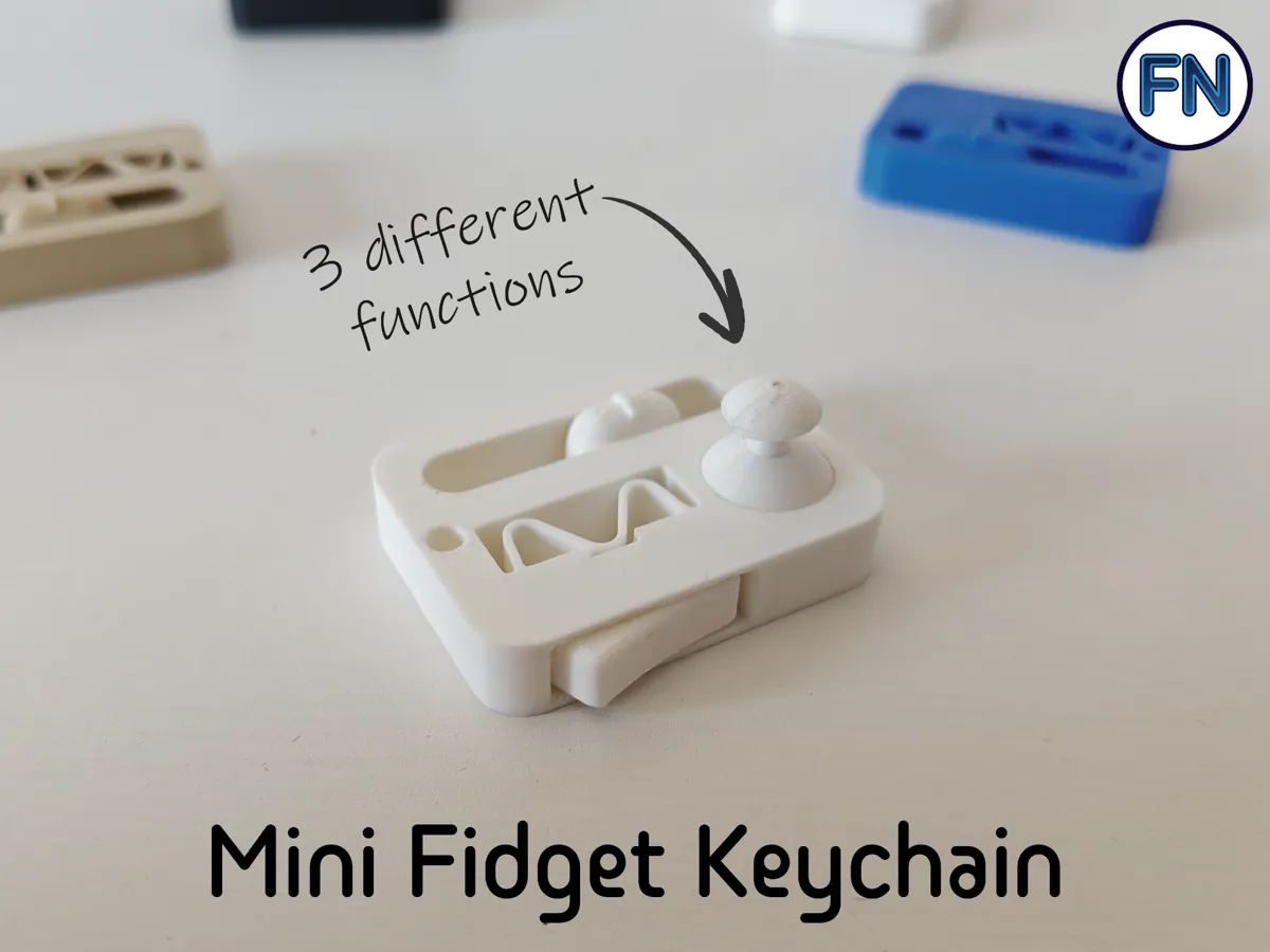 Mini fidget keychain with 3 fidgets