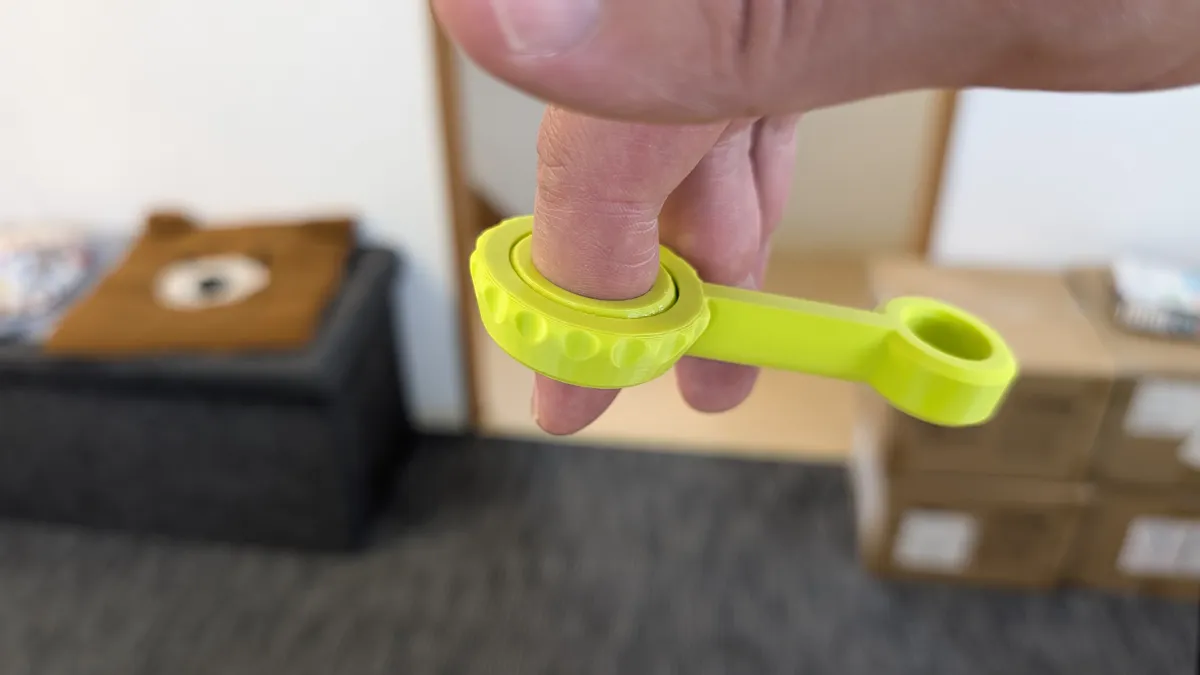 in-Place Spinning gear Finger Fidget, photo 3 of 4 - in-Place Spinning gear Finger Fidget Fidget & Sensory Toys