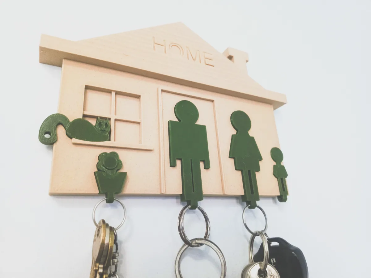 Simple Home magnetic key holder