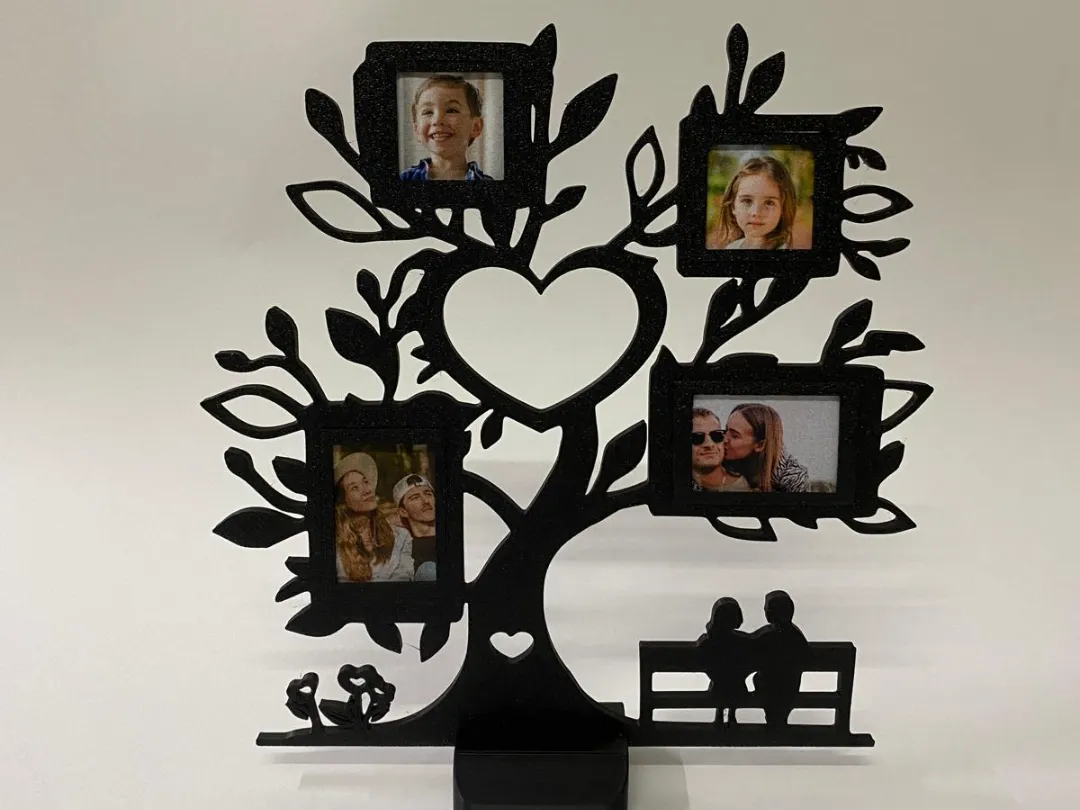 Tree photo frame