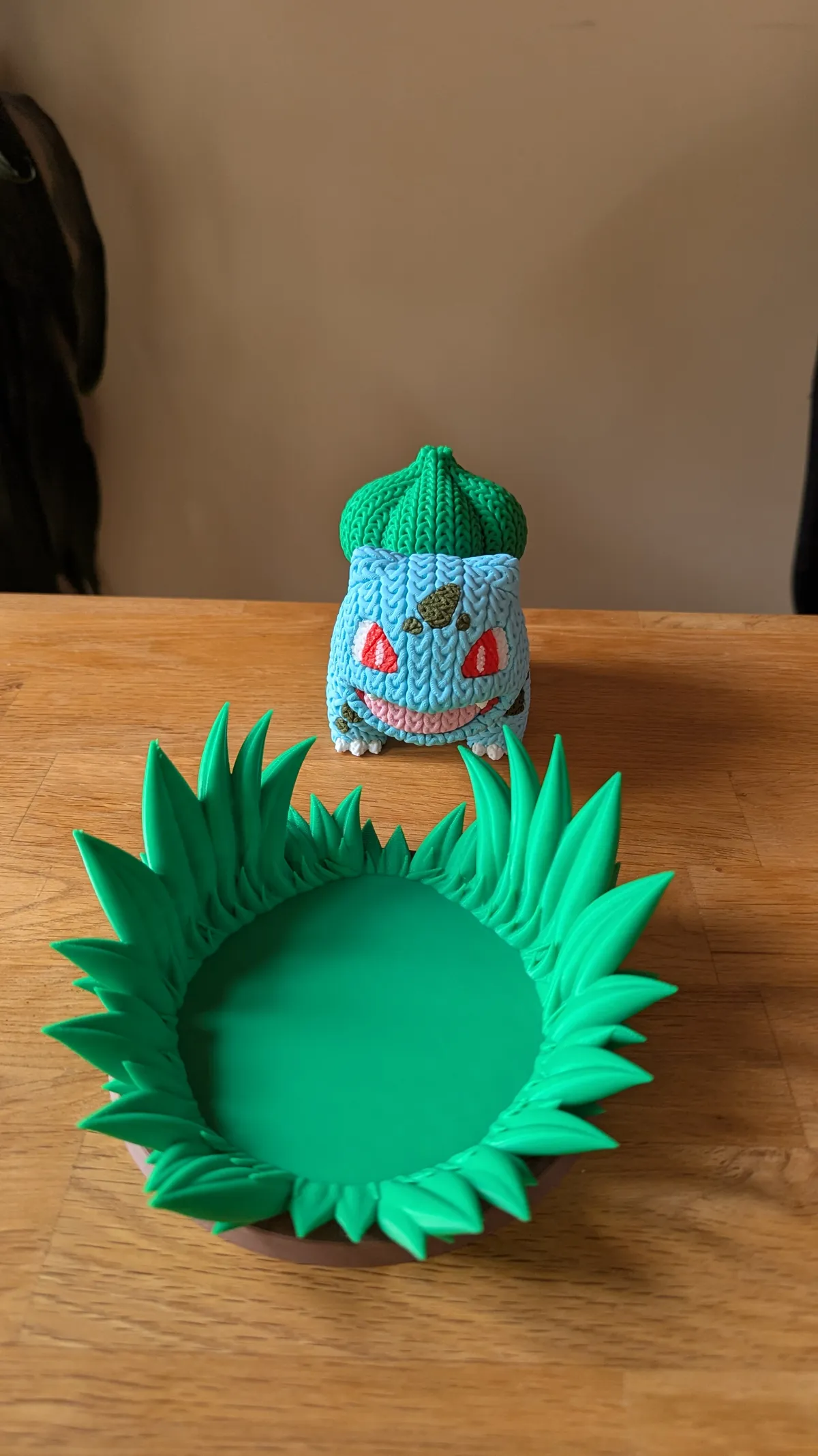 Pokemon Leaf Diorama for Knitted Bulbasaur Figure, photo 3 of 4 - Pokemon Leaf Diorama for Knitted Bulbasaur Figure Figurines & Collectibles