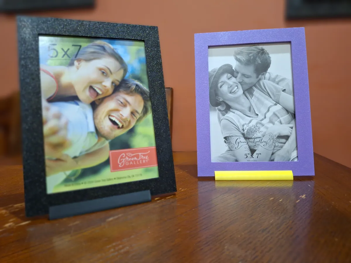 Picture Frame, photo 3 of 4 - Modern & Minimal Frames, pictureframeholder